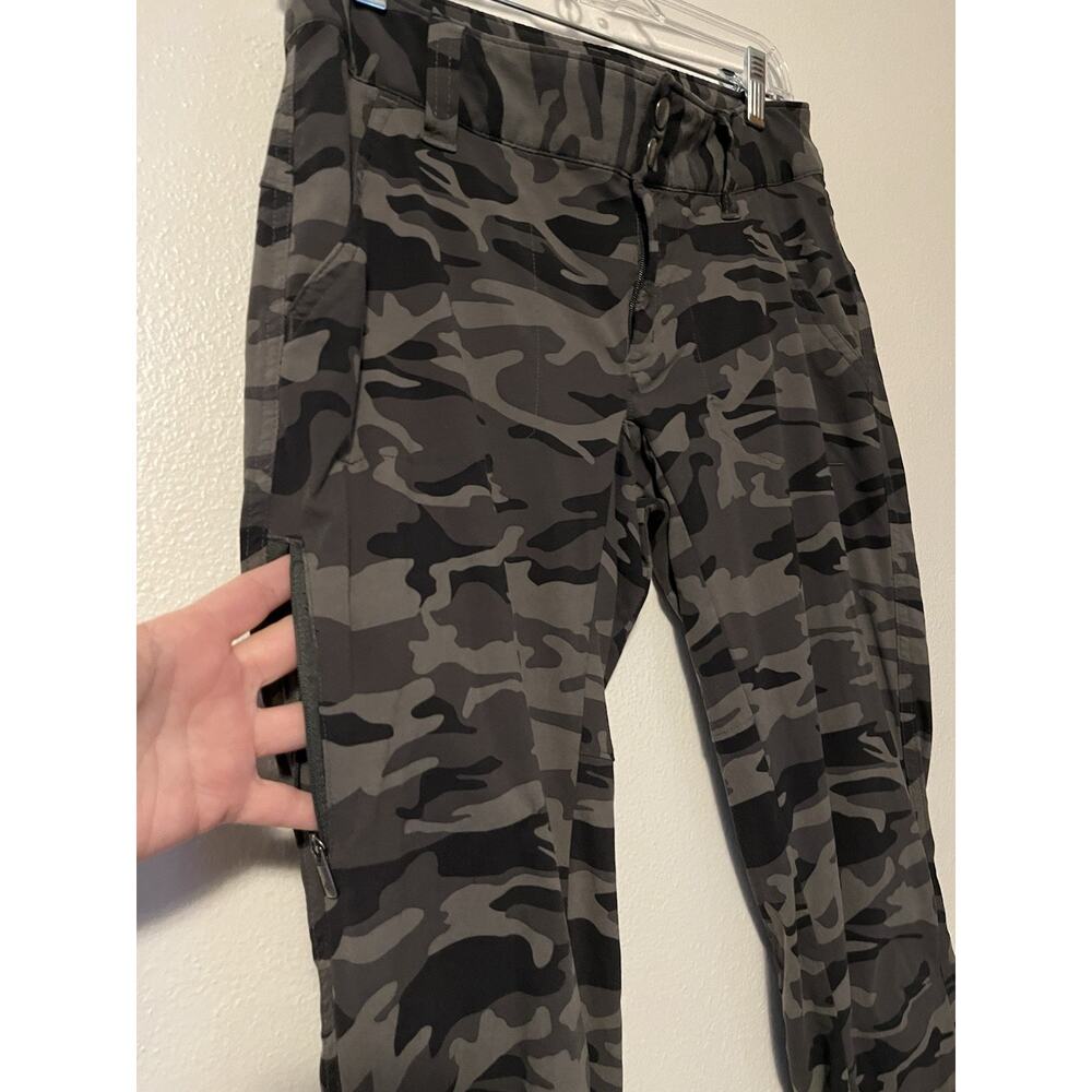 Columbia Camo Pants Womens 4 Green Hiking Utility Trail Omni-Shield Roll Tab Hem - Picture 3 of 14
